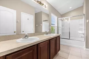 2811 Pine Oaks Trail, Sanford, FL 32773 - Photo 12