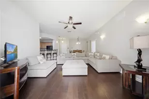 3001 Laurel Run Ln, Kissimmee, FL 34741 - Photo 12