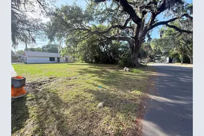 516 E 5th Street, Sanford, FL 32771 - Photo 4