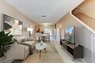 509 Wilton Cir, Sanford, FL 32773 - Photo 4