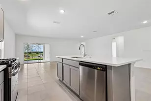 24550 Hodges Reserve Ave, Howey in the Hills, FL 34737 - Photo 6