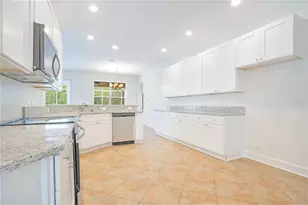 18013 Forest Retreat Ln, Tampa, FL 33647 - Photo 18