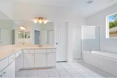 18013 Forest Retreat Lane, Tampa, FL 33647 - Photo 24
