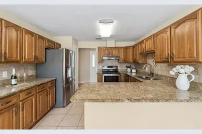 4136 Tall Tree Drive, Orlando, FL 32810 - Photo 14