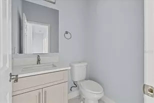 2875 E Slater Dr, Deltona, FL 32738 - Photo 22