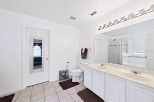 11932 Old Glory Dr, Orlando, FL 32837 - Photo 14