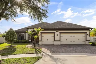5121 Appenine Loop W, Saint Cloud, FL 34771 - Photo 1