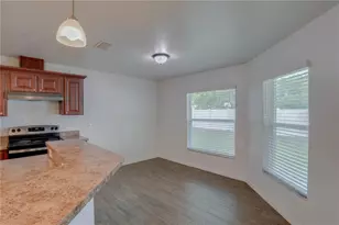 305 Prince St, Orlando, FL 32809 - Photo 10