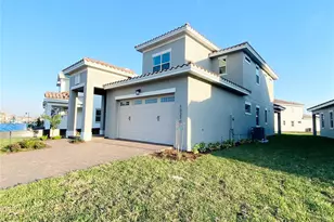 13270 Bromborough Dr, Orlando, FL 32832 - Photo 2
