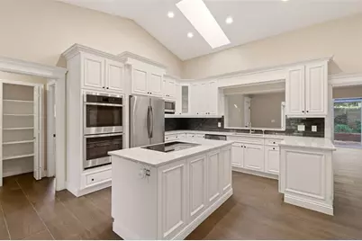 215 Sovereign Court, Altamonte Springs, FL 32701 - Photo 14