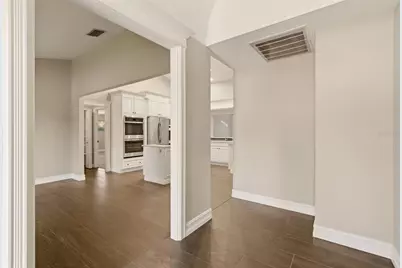 215 Sovereign Court, Altamonte Springs, FL 32701 - Photo 8
