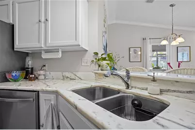 433 Canterbury Court, The Villages, FL 32162 - Photo 18