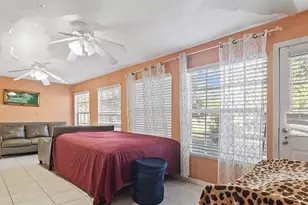 4321 S Lockwood Ridge Rd, Sarasota, FL 34231 - Photo 14