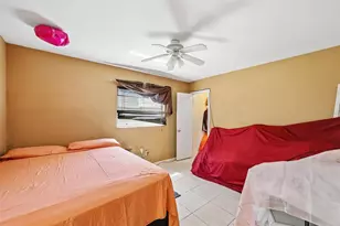 4321 S Lockwood Ridge Rd, Sarasota, FL 34231 - Photo 36