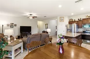 133 Lakeshore Dr, Davenport, FL 33837 - Photo 14