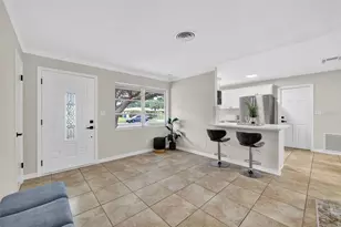 6801 17th St S, Saint Petersburg, FL 33712 - Photo 4
