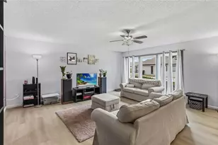1489 Magellan Cir, Orlando, FL 32818 - Photo 4