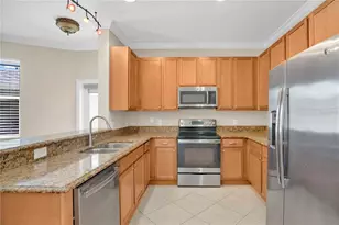2403 S Shine Ave, Orlando, FL 32806 - Photo 4