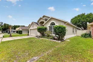 1015 Bartlett Ct, Oviedo, FL 32765 - Photo 4
