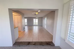4561 Great Lakes Dr S, Clearwater, FL 33762 - Photo 10