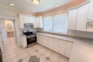 535 Palmetto Dr, Melbourne, FL 32935 - Photo 2