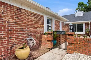 1429 S Chickasaw Trail, Orlando, FL 32825 - Photo 2