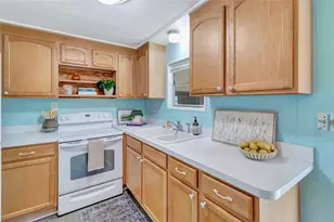 2011 White Oak Ln, Zellwood, FL 32798 - Photo 6