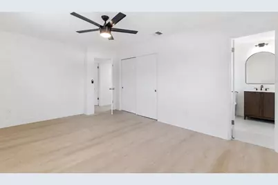 3256 Wickersham Court, Orlando, FL 32806 - Photo 32