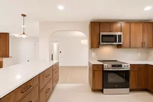 3256 Wickersham Ct, Orlando, FL 32806 - Photo 12
