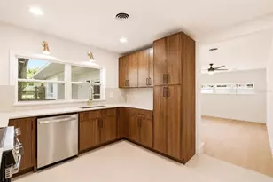 3256 Wickersham Ct, Orlando, FL 32806 - Photo 16