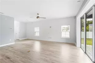 2004 Hawkeye Pl, Fleming Island, FL 32003 - Photo 4