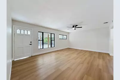2105 Shaffer Place, Orlando, FL 32806 - Photo 16