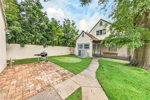 1216 Golden Ln, Orlando, FL 32804 - Photo 40