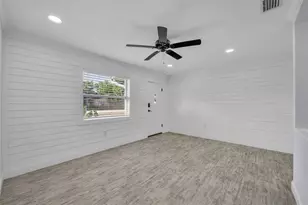702 Eleanore Ave, New Smyrna Beach, FL 32168 - Photo 4