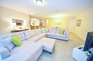 1014 Cypress Pointe Blvd, Davenport, FL 33896 - Photo 4