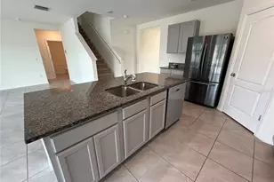 2029 Maple Ridge Dr, Zellwood, FL 32798 - Photo 8