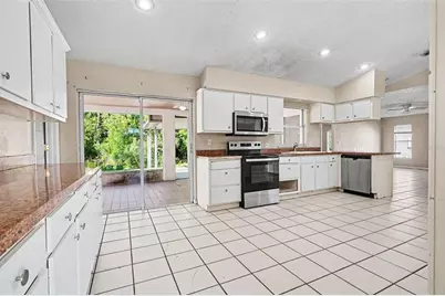 2537 Jasmine Trace Drive, Kissimmee, FL 34758 - Photo 6