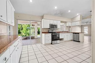 2537 Jasmine Trace Dr, Kissimmee, FL 34758 - Photo 6
