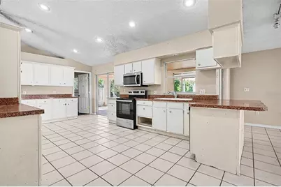 2537 Jasmine Trace Drive, Kissimmee, FL 34758 - Photo 8