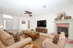 1932 Monterey Dr, Deltona, FL 32738 - Photo 4