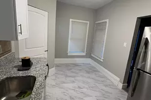 221 N Julia Ave, Deland, FL 32720 - Photo 8