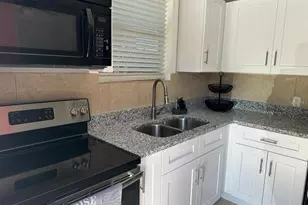 221 N Julia Ave, Deland, FL 32720 - Photo 20