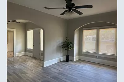 221 N Julia Avenue, Deland, FL 32720 - Photo 4