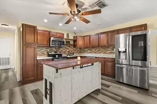 20963 E Colonial Dr, Christmas, FL 32709 - Photo 10