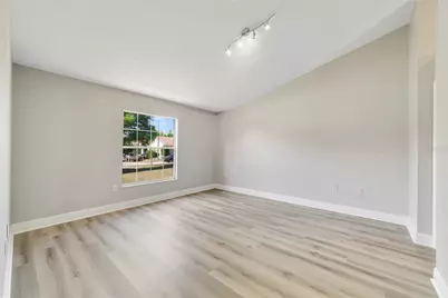 228 Mango Court, Davenport, FL 33837 - Photo 10