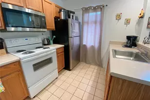 4552 Jona Free Ln, Kissimmee, FL 34746 - Photo 4