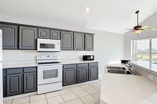 131 Westmoreland Cir, Kissimmee, FL 34744 - Photo 14