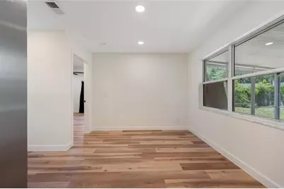 5609 Valley Oak Road, Orlando, FL 32808 - Photo 10