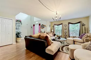 9 Burne Pl, Palm Coast, FL 32137 - Photo 4