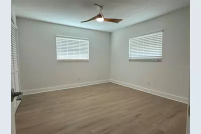 2401 16th Avenue N, Saint Petersburg, FL 33713 - Photo 44